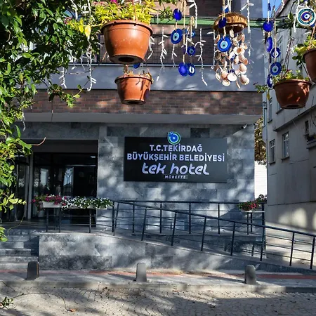 Tek Muerefte Hotel *